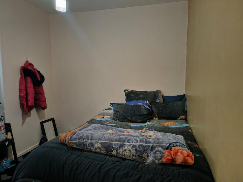 2 Bedroom Property for Sale in Goodwood Central Western Cape